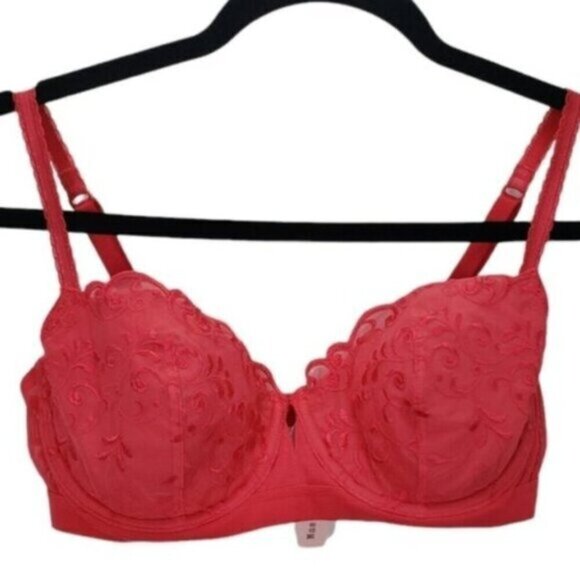 New Victoria's Secret Balconette Bra Pink Lace Size 36C Barbiecore - Picture 1 of 12
